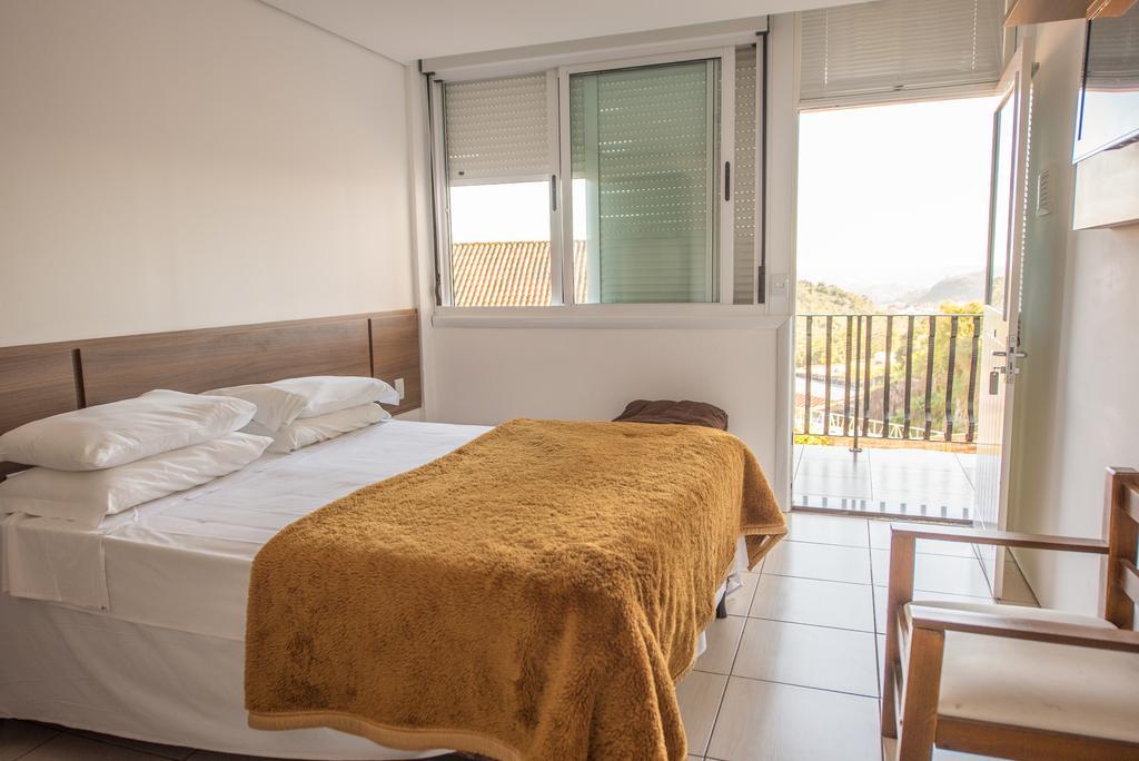 Hotel Villa Deifiori Bento Gonçalves Quarto foto